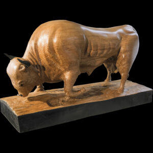 Taureau Sculpture Chêne